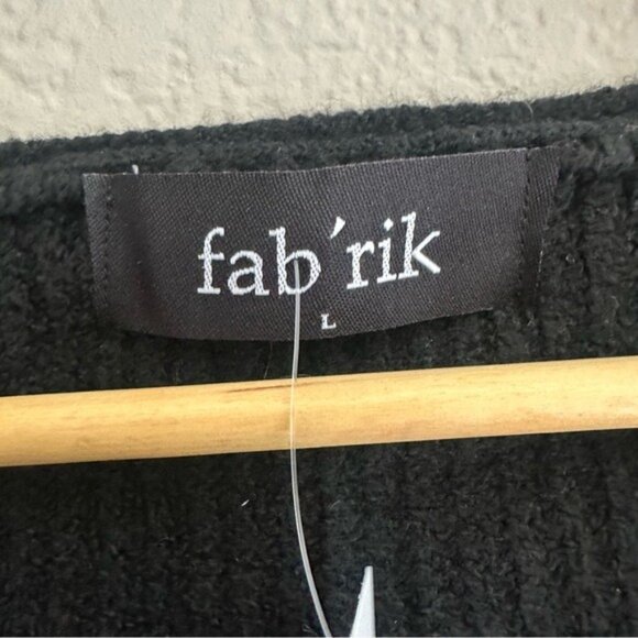 fab'rik Black V-Neck Sweater with Studded Embellishments nwt size Large - Picture 8 of 12
